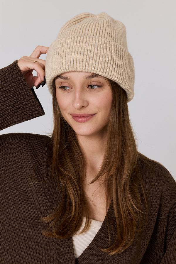 Czapka Taupe