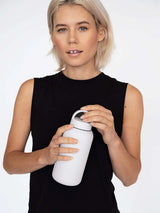 Szklana butelka do monitorowania dziennego nawodnienia Day Bottle Salt