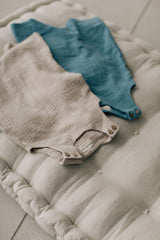 Ivory muslin ramper